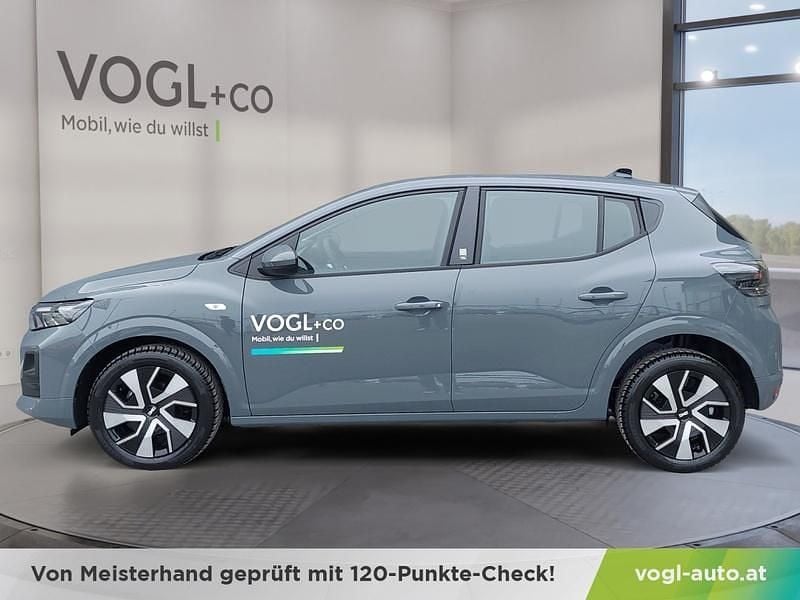 Neu Dacia Sandero Expression 100 PS (73 kW) 2026 Grau Kleinwagen