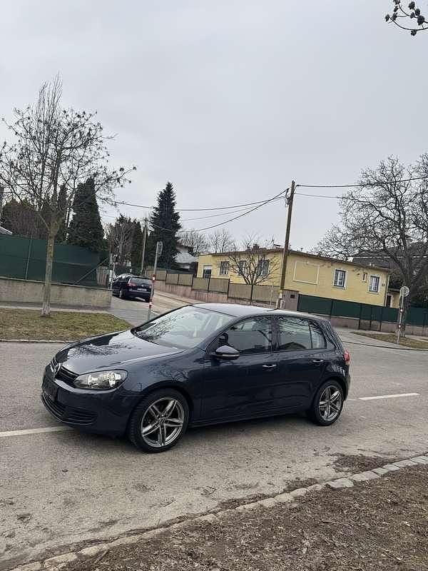 Gebraucht VW Golf VI Comfortline 90 PS (66 kW) 2009 Kleinwagen