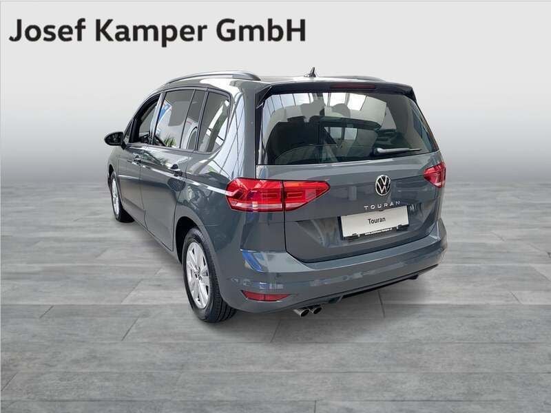 Gebraucht VW Touran Life 150 PS (110 kW) 2025 Grau Van / Kleinbus