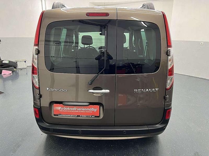 Gebraucht Renault Kangoo LIMITED 116 PS (85 kW) 2015 Braun Van / Kleinbus