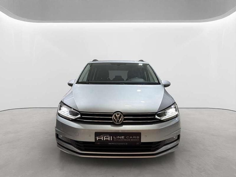 Gebraucht VW Touran 116 PS (85 kW) 2020 Silber Van / Kleinbus