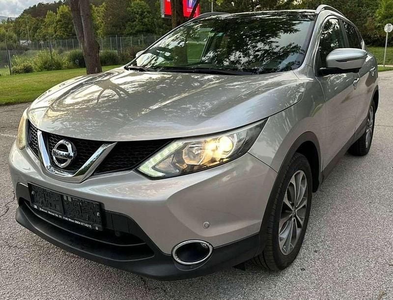 Gebraucht Nissan Qashqai N-Connecta 131 PS (96 kW) 2016 SUV