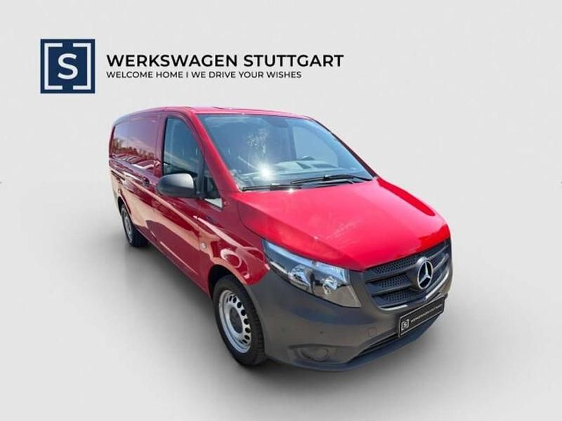 Gebraucht Mercedes Vito 85 kW (116 PS) 2021 Rot Van