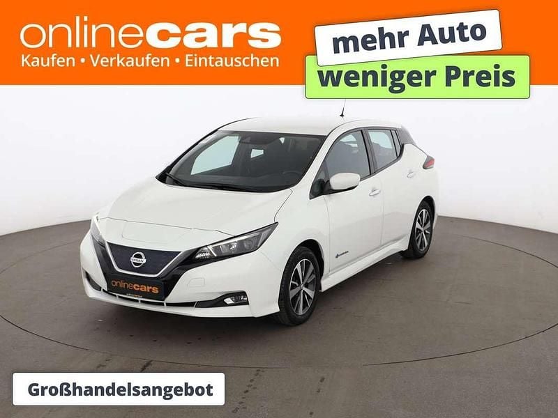 Gebraucht Nissan Leaf Acenta 110 kW (150 PS) 2018 Weiß Kleinwagen