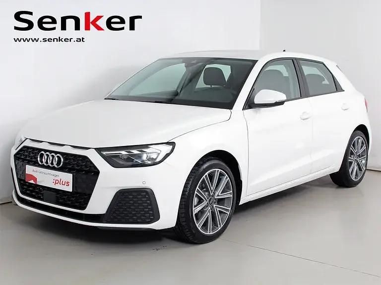Weiss normal Neu 2025 Audi A1 Sportback Kleinwagen | € 26.490 (Fairer Preis) - Bild 1/4