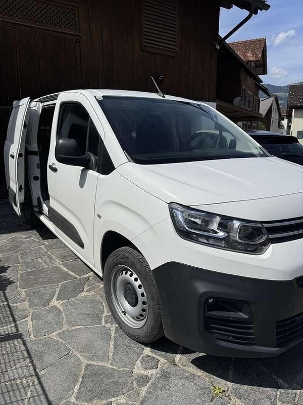Gebraucht Citroën Berlingo 76 PS (55 kW) 2021 Weiß Van / Kleinbus