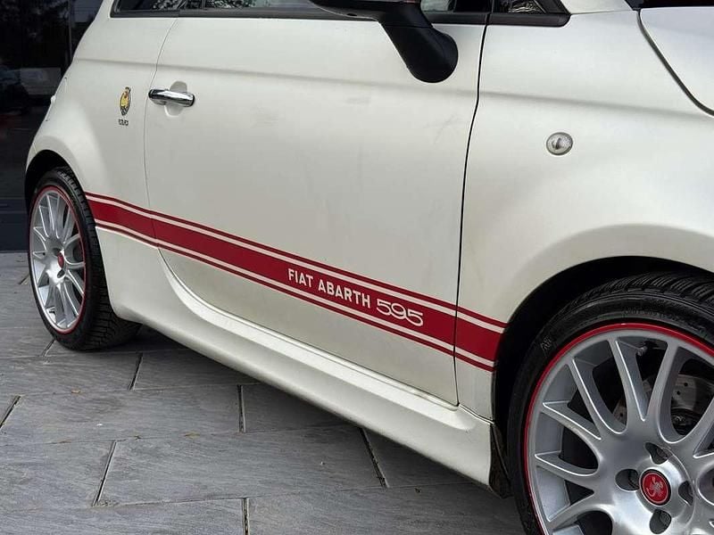 Gebraucht Abarth 595 Competizione 179 PS (131 kW) 2014 Weiß Limousine