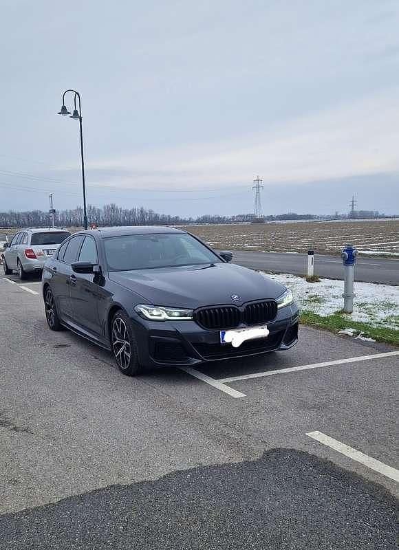 Gebraucht BMW 530e M Sport 292 PS (214 kW) 2022 Grau Limousine