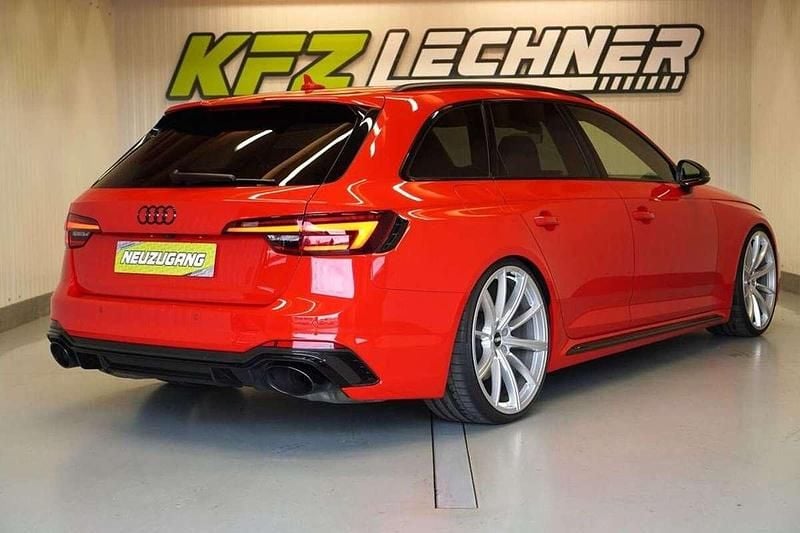 Gebraucht Audi RS4 Comfort 450 PS (330 kW) 2018 Rot Kombi