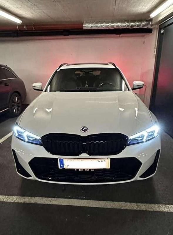 Gebraucht BMW 330e M Sport 184 PS (135 kW) 2023 Weiß Kombi