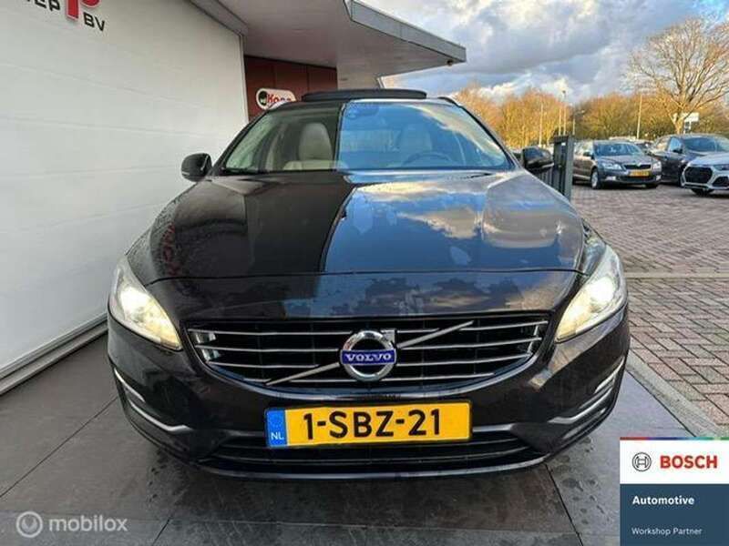 Gebraucht Volvo V60 Summum 215 PS (158 kW) 2013 Schwarz Kombi