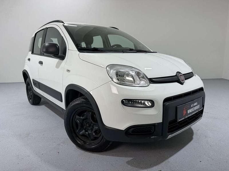 Gebraucht Fiat Panda 4x4 Wild 95 PS (69 kW) 2018 Weiß Kleinwagen