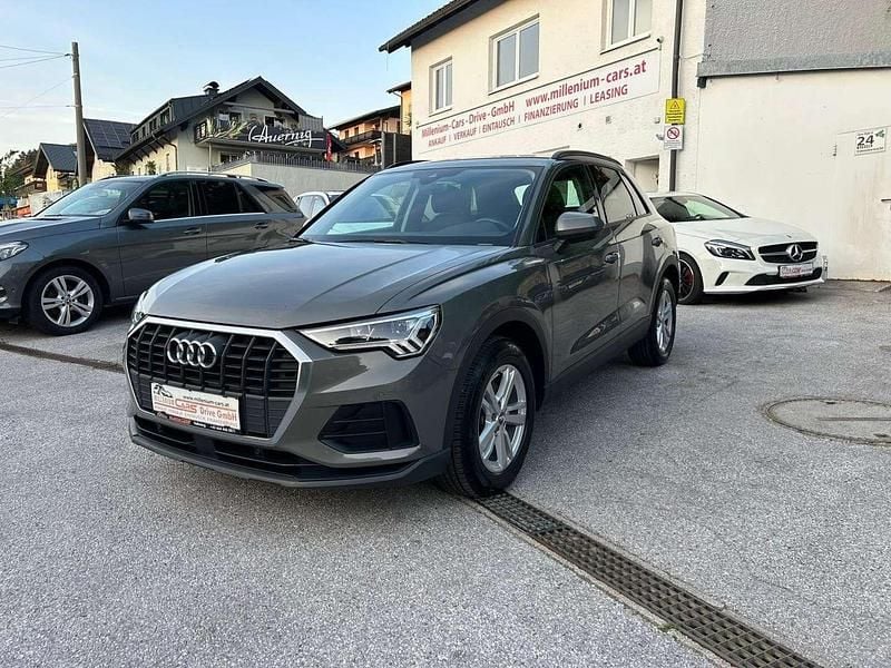 Grau Gebraucht 2019 Audi Q3 Advanced SUV | € 25.990 (Fairer Preis) - Bild 1/4