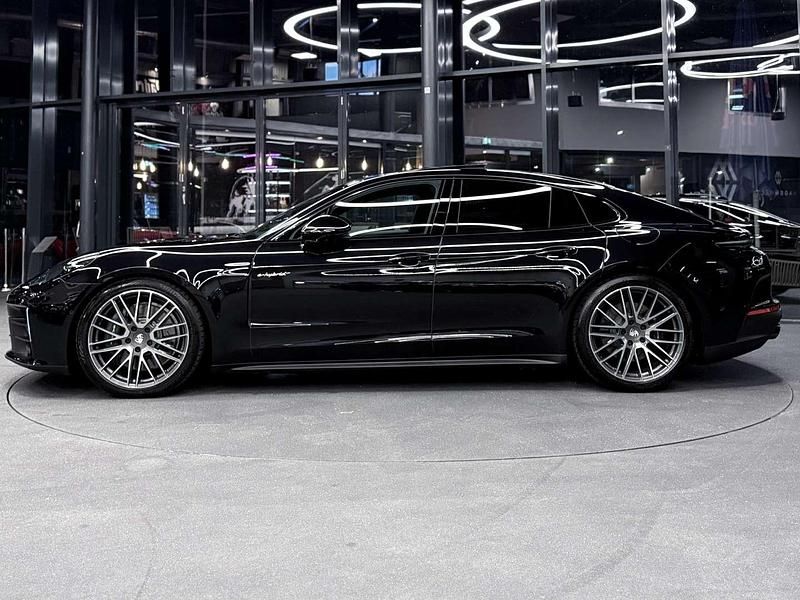 Gebraucht Porsche Panamera 4 470 PS (345 kW) 2025 Schwarz Limousine