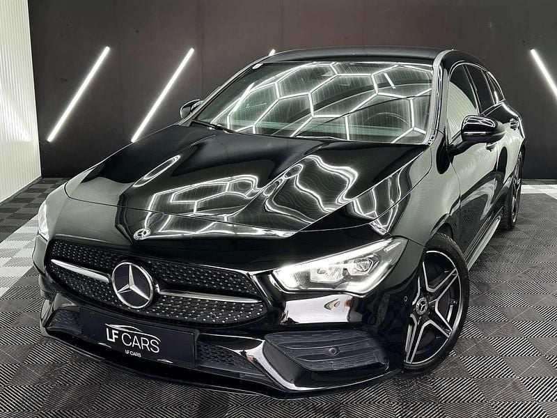 Schwarz Gebraucht 2019 Mercedes CLA180 AMG line Limousine | € 24.500 (Fairer Preis) - Bild 1/4