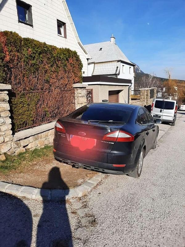 Gebraucht Ford Mondeo Ghia 140 PS (102 kW) 2008 Schwarz Limousine