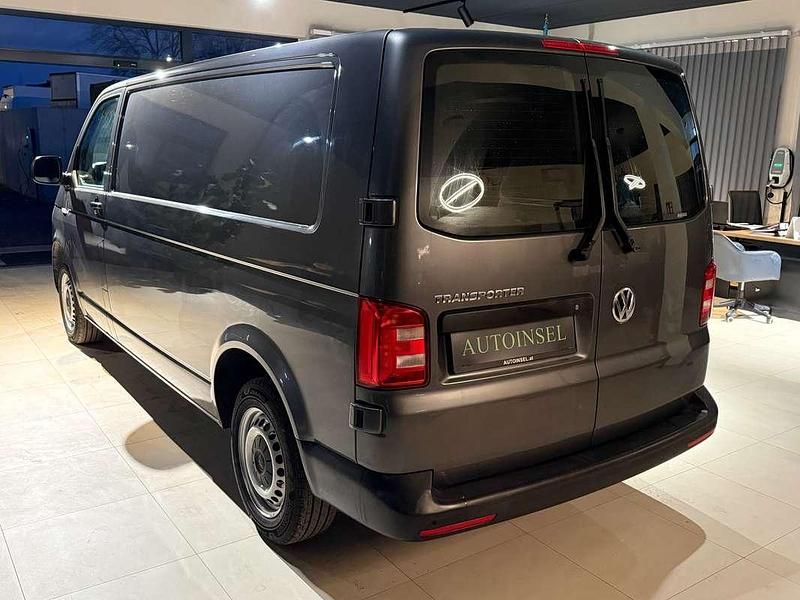 Gebraucht VW T6.1 102 PS (75 kW) 2019 Grau Van