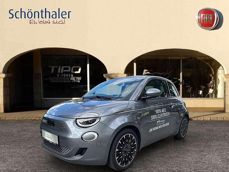 Grau Gebraucht 2023 Fiat 500e La Prima Limousine | € 27.960 - Bild 1/4