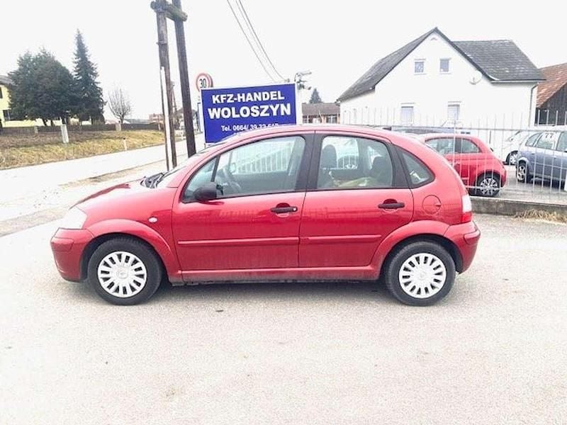 Gebraucht Citroën C3 First 73 PS (53 kW) 2007 Rot Limousine