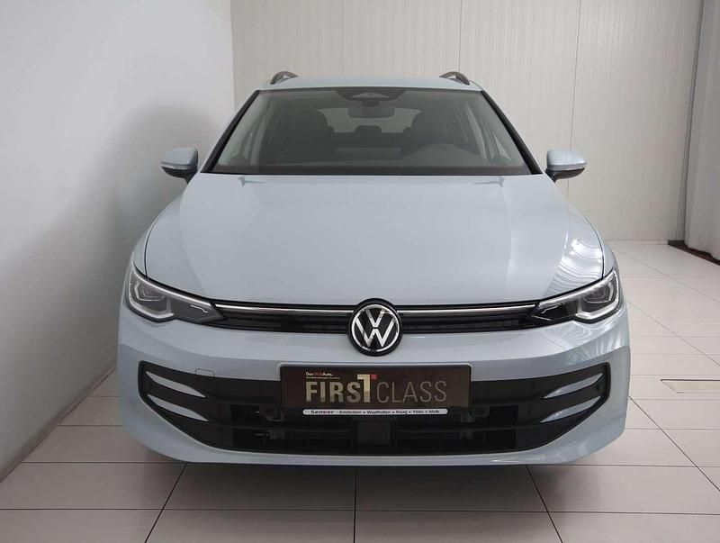 Neu VW Golf VIII Business 116 PS (85 kW) 2025 Blau Kombi