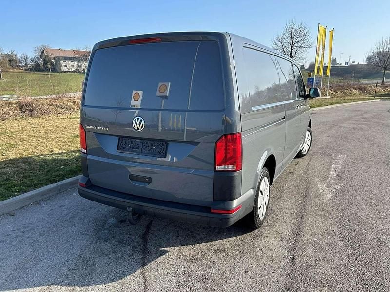 Gebraucht VW T6.1 150 PS (110 kW) 2022 Grau Van