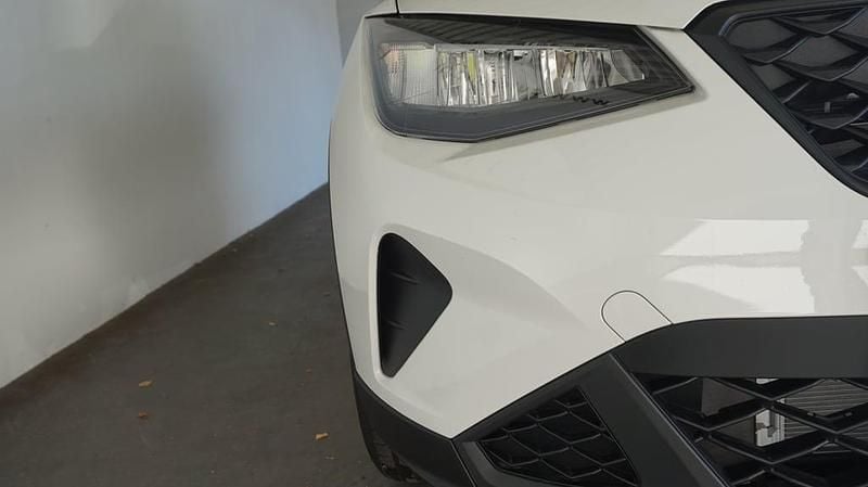 Neu Seat Arona Reference 95 PS (69 kW) 2025 Weiss  normal SUV