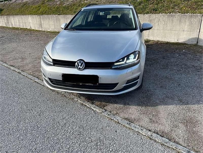 Silber Gebraucht 2014 VW Golf VII Kombi | € 6.700 (Superpreis) - Bild 1/4