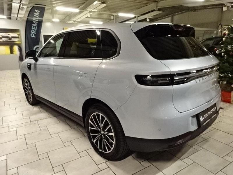 Neu Leapmotor B10 160 kW (218 PS) 2026 Silber SUV