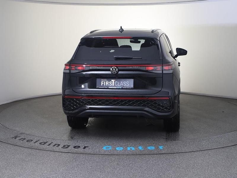 Neu VW Tayron Sport 193 PS (141 kW) 2026 Schwarz  metallic SUV