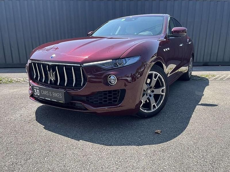 Rot Gebraucht 2018 Maserati Levante SUV | € 41.890 (Guter Preis) - Bild 1/4
