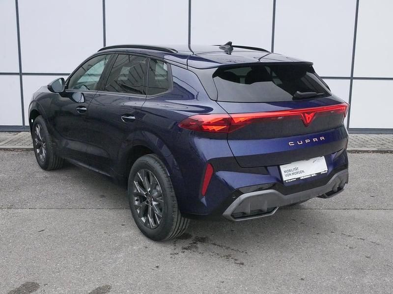 Neu Cupra Terramar 150 PS (110 kW) 2026 Dunkelblau  metallic SUV