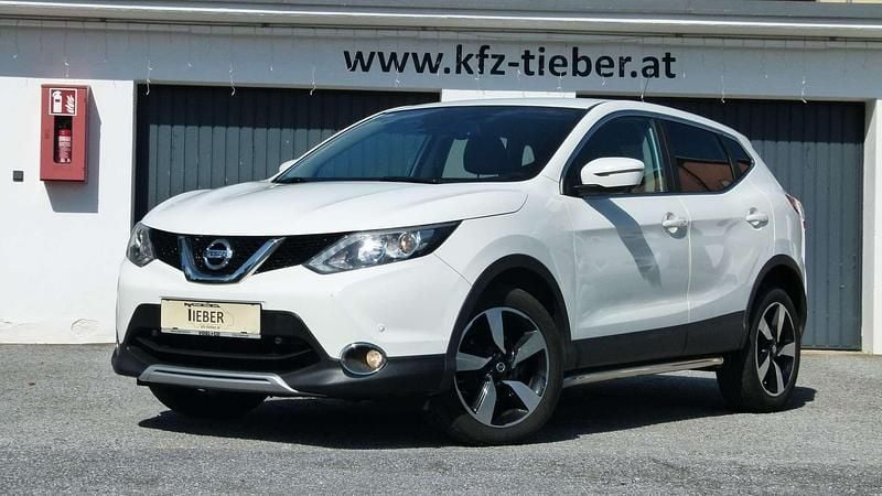 Gebraucht Nissan Qashqai 360º 131 PS (96 kW) 2015 Weiß SUV