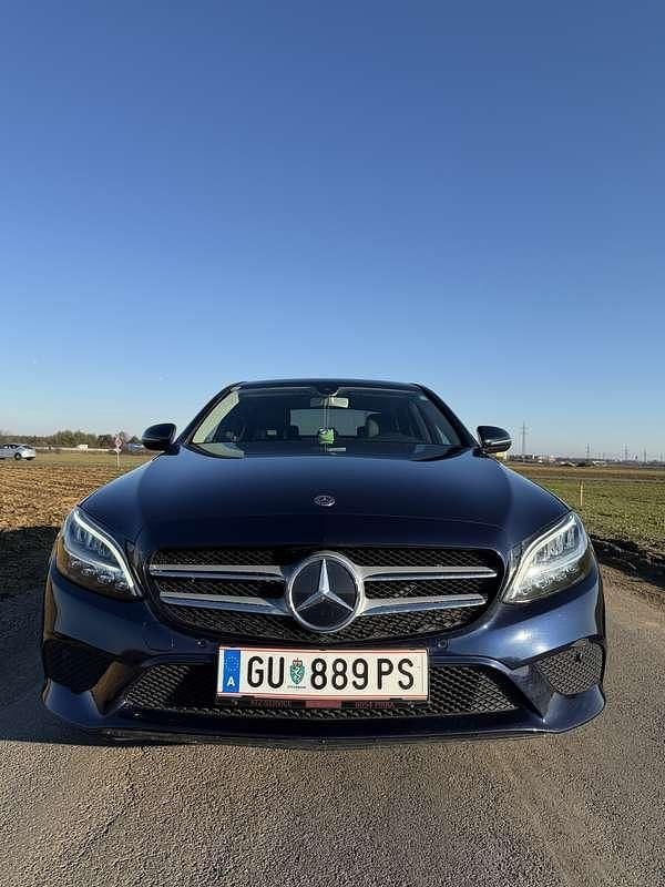 Gebraucht Mercedes C200 160 PS (117 kW) 2019 Limousine
