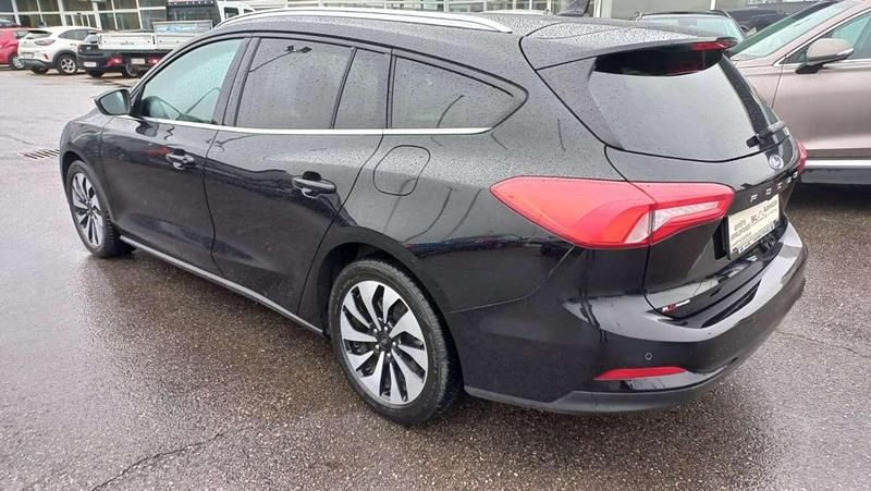 Gebraucht Ford Focus Cool & Connect 99 PS (72 kW) 2021 Schwarz Kombi