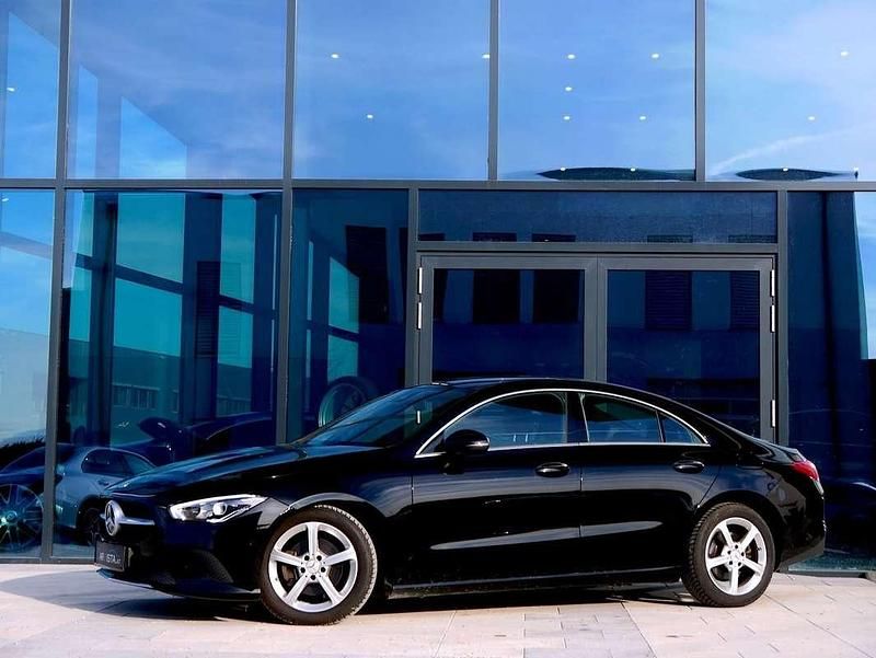 Gebraucht Mercedes CLA200 150 PS (110 kW) 2021 Schwarz Limousine
