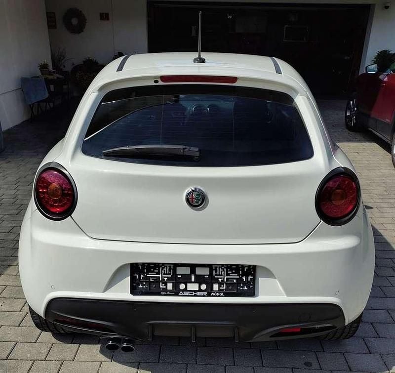 Gebraucht Alfa Romeo MiTo Quadrifoglio Verde 170 PS (125 kW) 2017 Weiß Kleinwagen