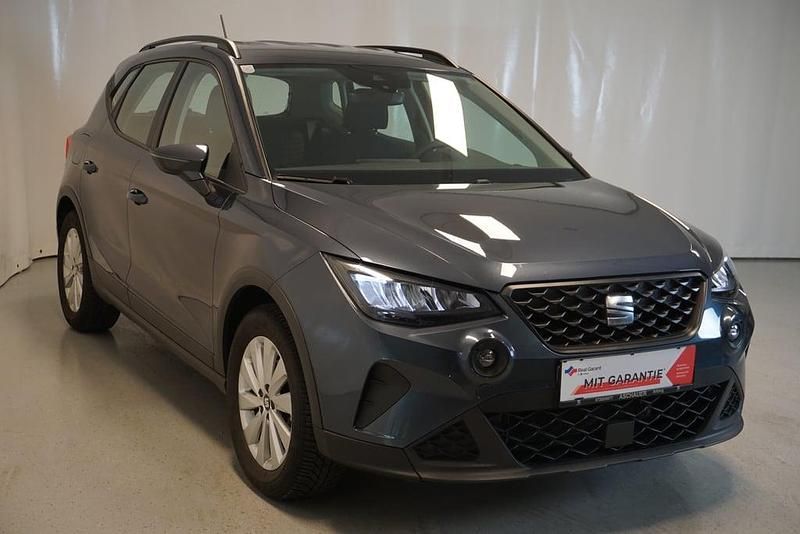 Gebraucht Seat Arona 95 PS (69 kW) 2022 Dunkelgrau  metallicperleffekt SUV