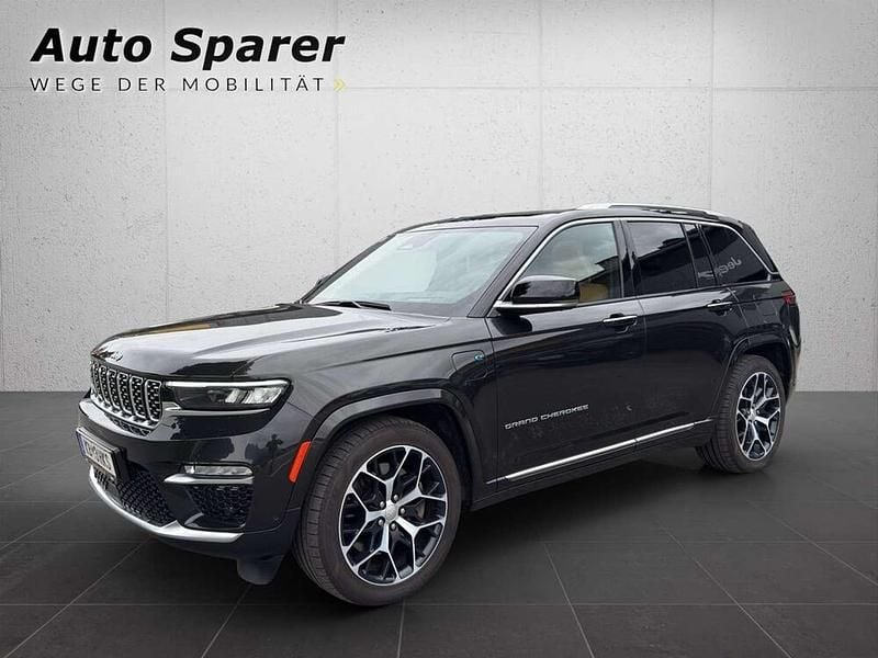 Grün Gebraucht 2023 Jeep Grand Cherokee Summit SUV | € 89.970 - Bild 1/4