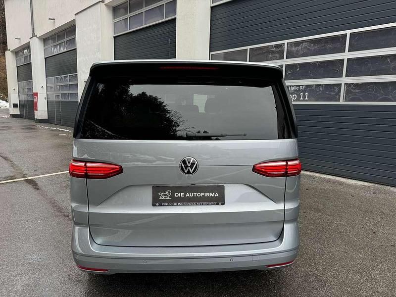 Gebraucht VW Multivan Life 150 PS (110 kW) 2022 Blau Van