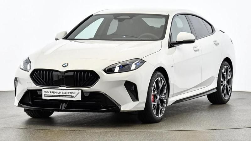 Gebraucht BMW 220 M Sport 163 PS (119 kW) 2025 Weiß Coupé