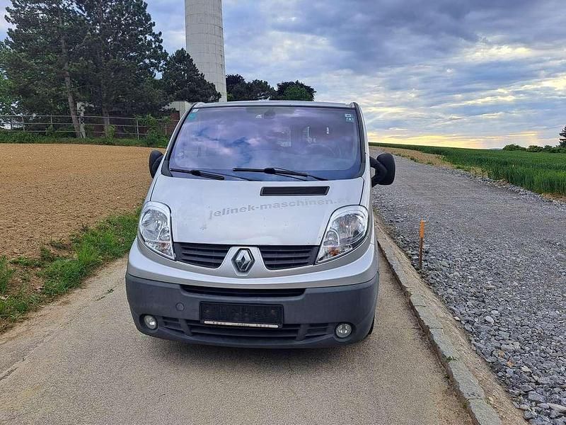 Gebraucht 2010 Renault Trafic Expression Van / Kleinbus | € 7.300 (Fairer Preis) - Bild 1/4