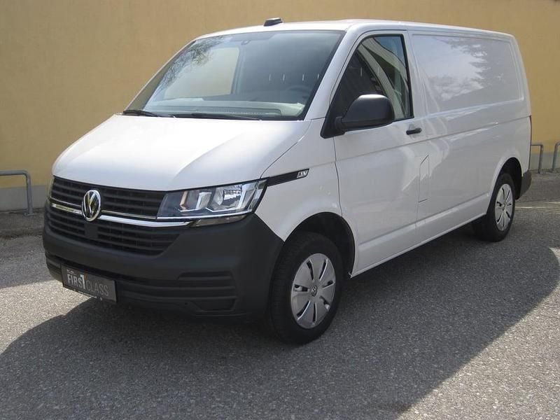 Weiss normal Gebraucht 2024 VW Transporter Van | € 34.990 (Guter Preis) - Bild 1/4