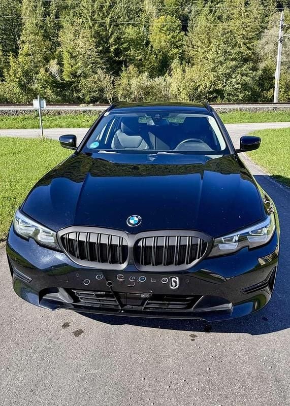 Gebraucht 2020 BMW 320 Kombi | € 24.800 (Fairer Preis) - Bild 1/4