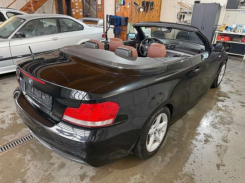 Gebraucht BMW 118 Cabriolet M Sport 143 PS (105 kW) 2008 Schwarz Cabrio