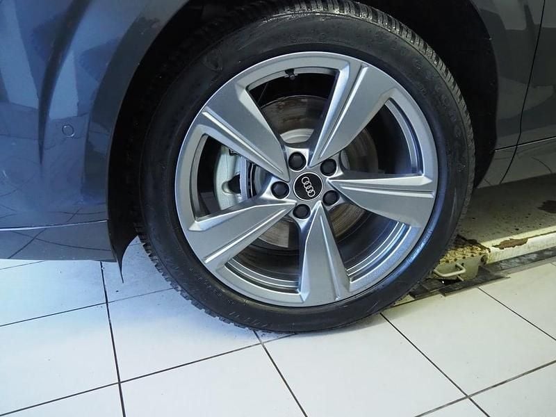 Neu Audi Q3 150 PS (110 kW) 2026 Dunkelgrau  metallic SUV