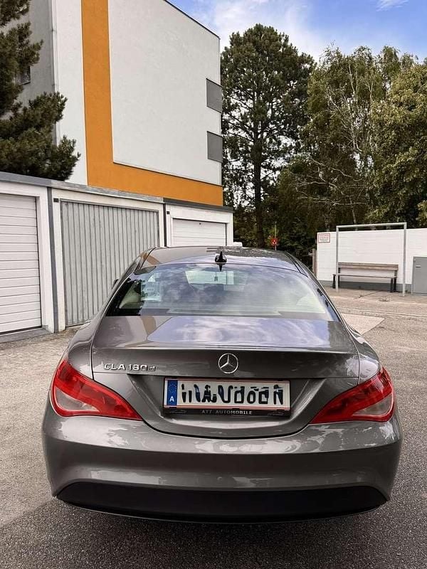 Gebraucht Mercedes CLA180 109 PS (80 kW) 2017 Limousine