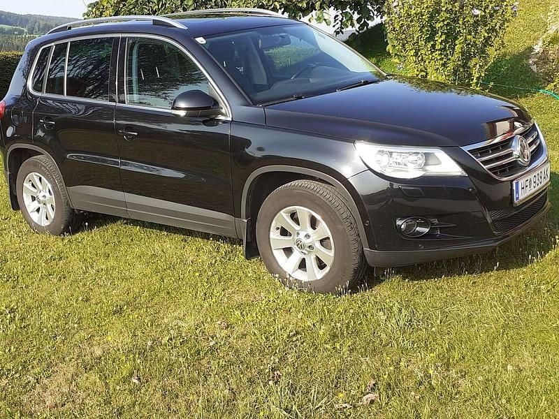 Schwarz Gebraucht 2011 VW Tiguan SUV | € 7.500 (Fairer Preis) - Bild 1/4