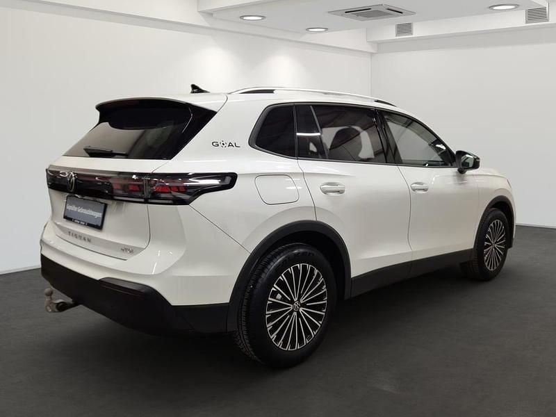 Gebraucht VW Tiguan Life 130 PS (95 kW) 2025 Weiss  normal SUV