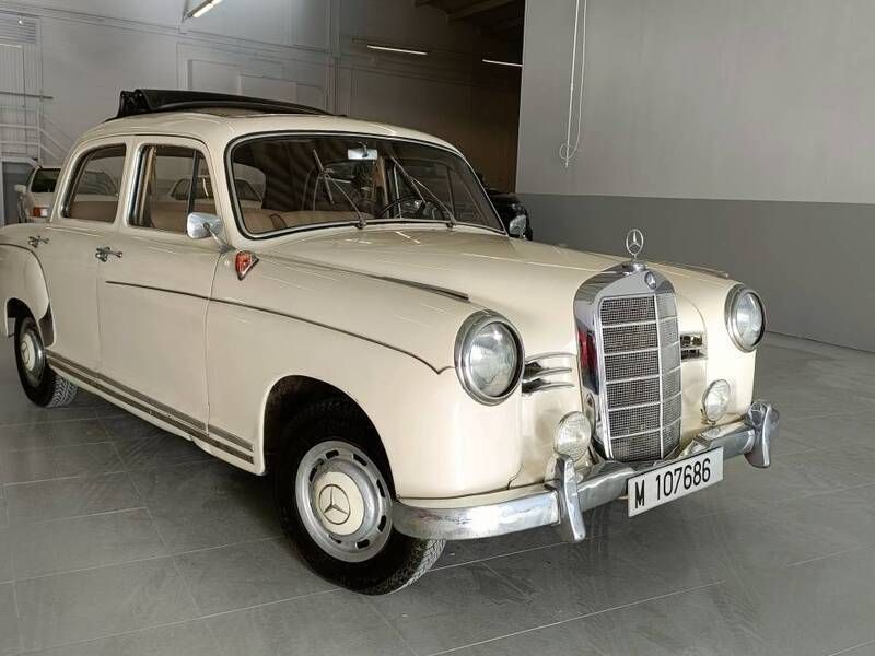 Gebraucht Mercedes 180 52 PS (38 kW) 1956 Beige Limousine