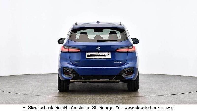 Gebraucht BMW 225 Luxury Line 136 PS (100 kW) 2025 Blau Limousine